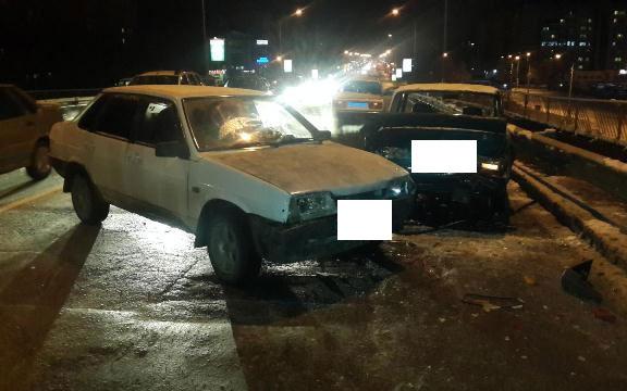 В тройном столкновении в Невинномысске ранения получили мама и ее дочка